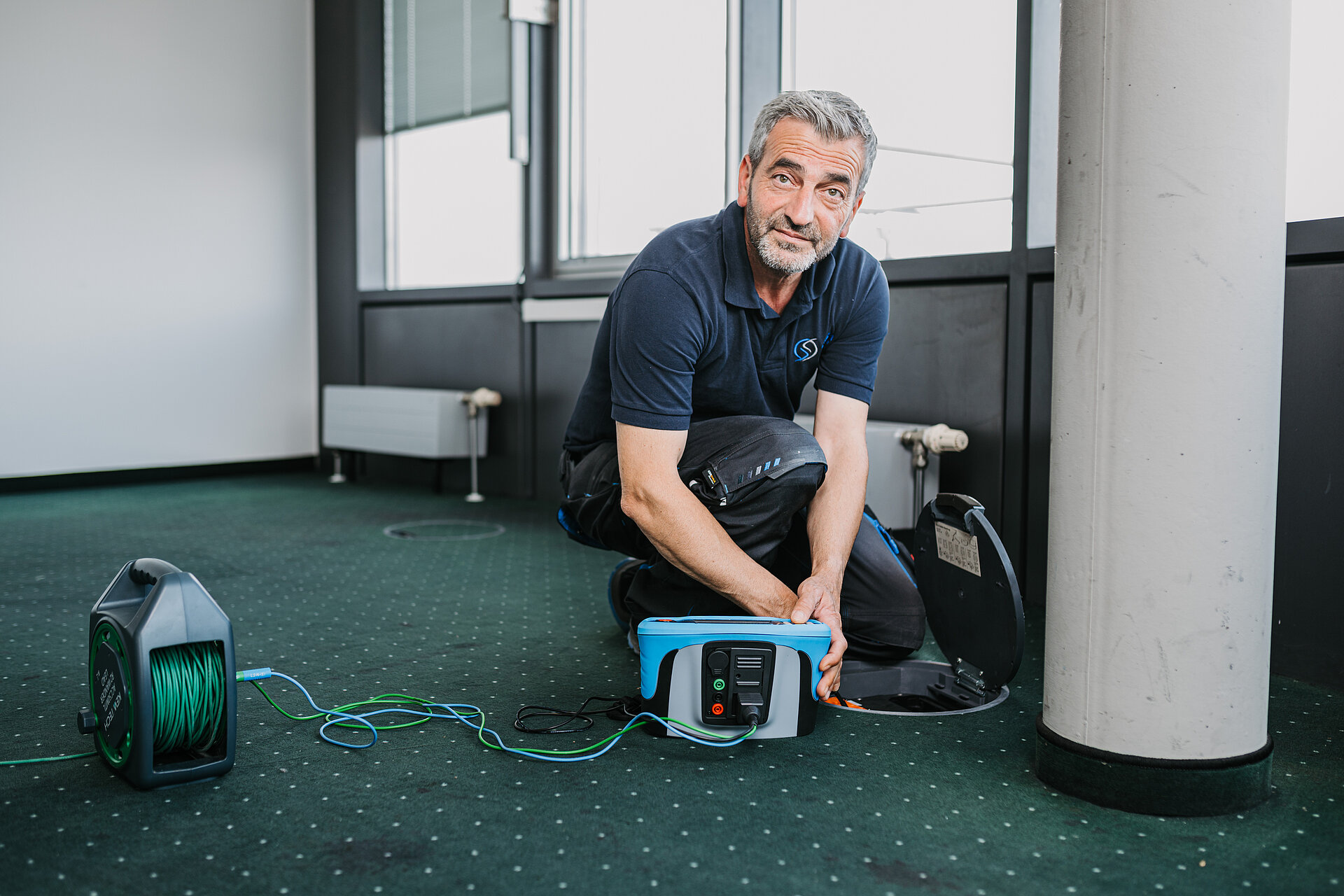 Elektriker Sinsheim – SFC Group Elektrotechniker bei der Arbeit im Rhein-Neckar-Kreis